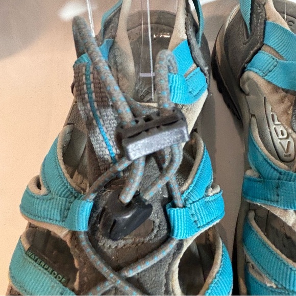 KEEN Sz 7.5 Whisper Bungee Closure Hiking Outdoor EVA Footbed Sandals - Picture 3 of 11